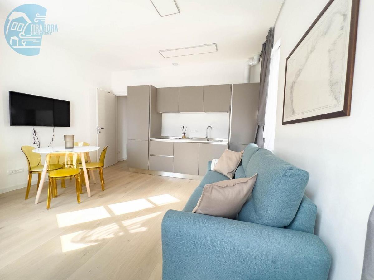 Corridoni 2E Tirabora Short Rent Lägenhet Trieste Exteriör bild